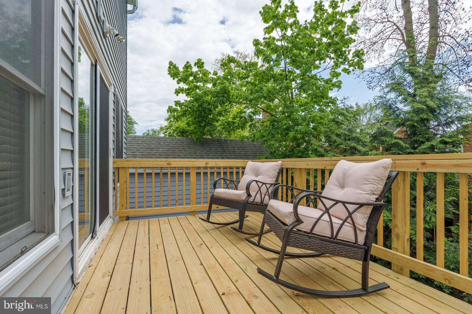 GLENBROOK VILLAGE - Residential