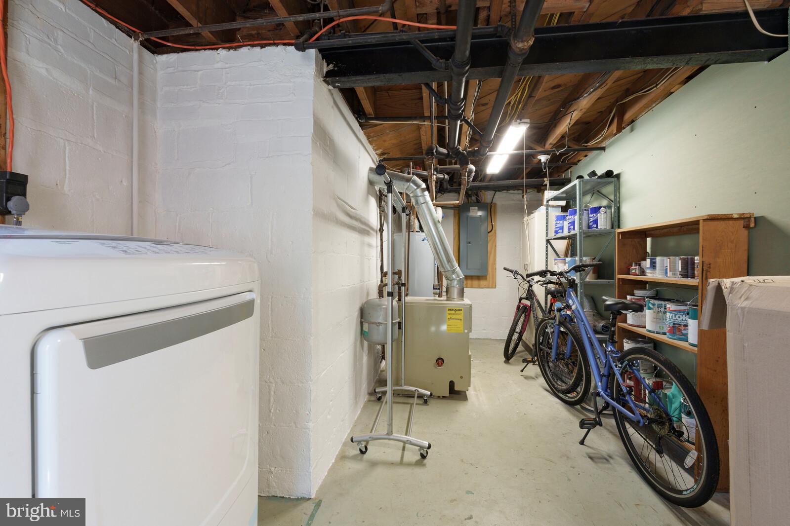 GLENBROOK VILLAGE - Residential