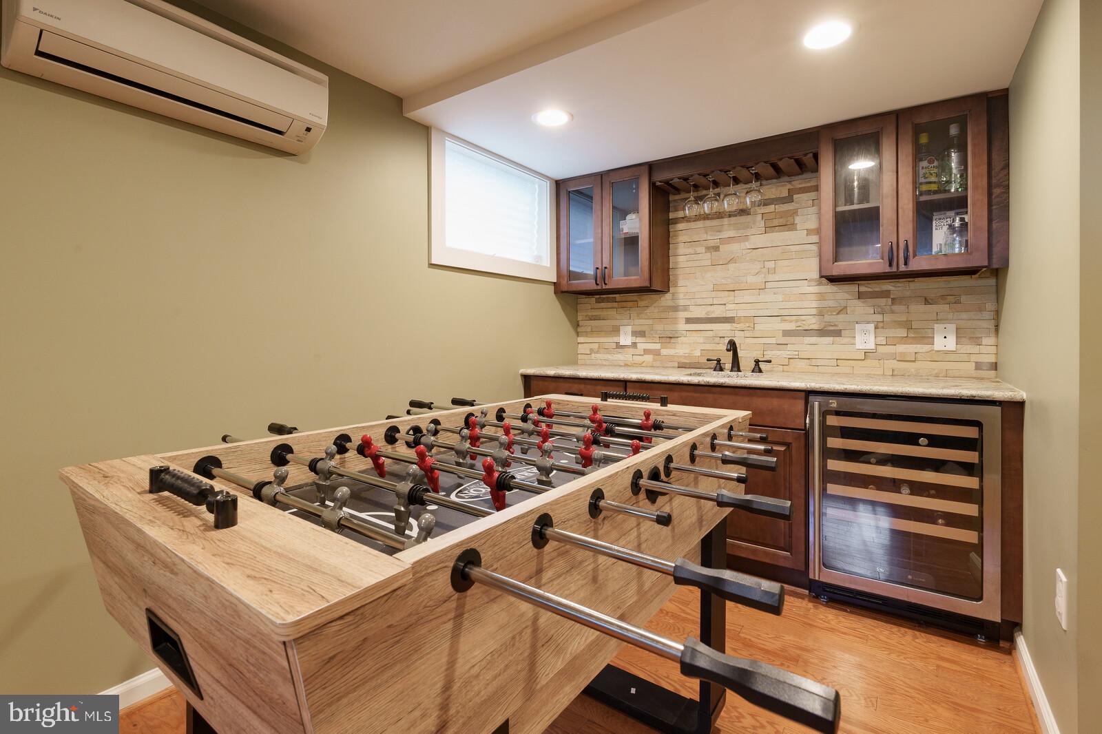 GLENBROOK VILLAGE - Residential