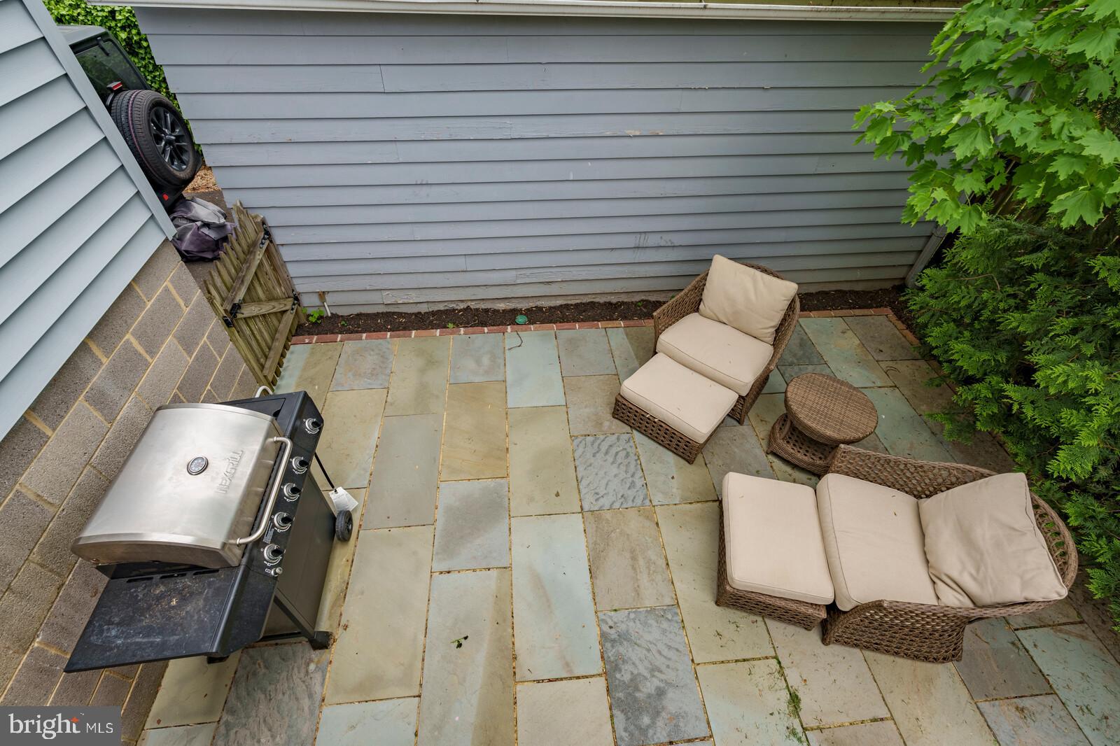 GLENBROOK VILLAGE - Residential