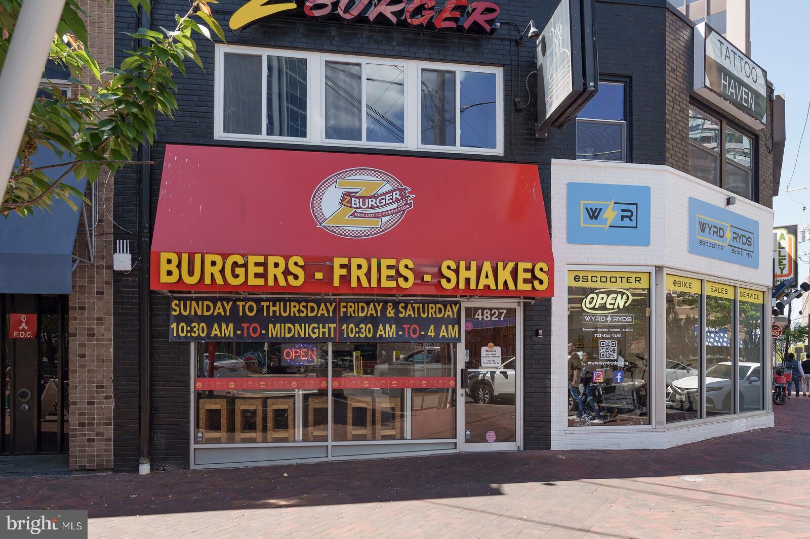 GLENBROOK VILLAGE - Residential