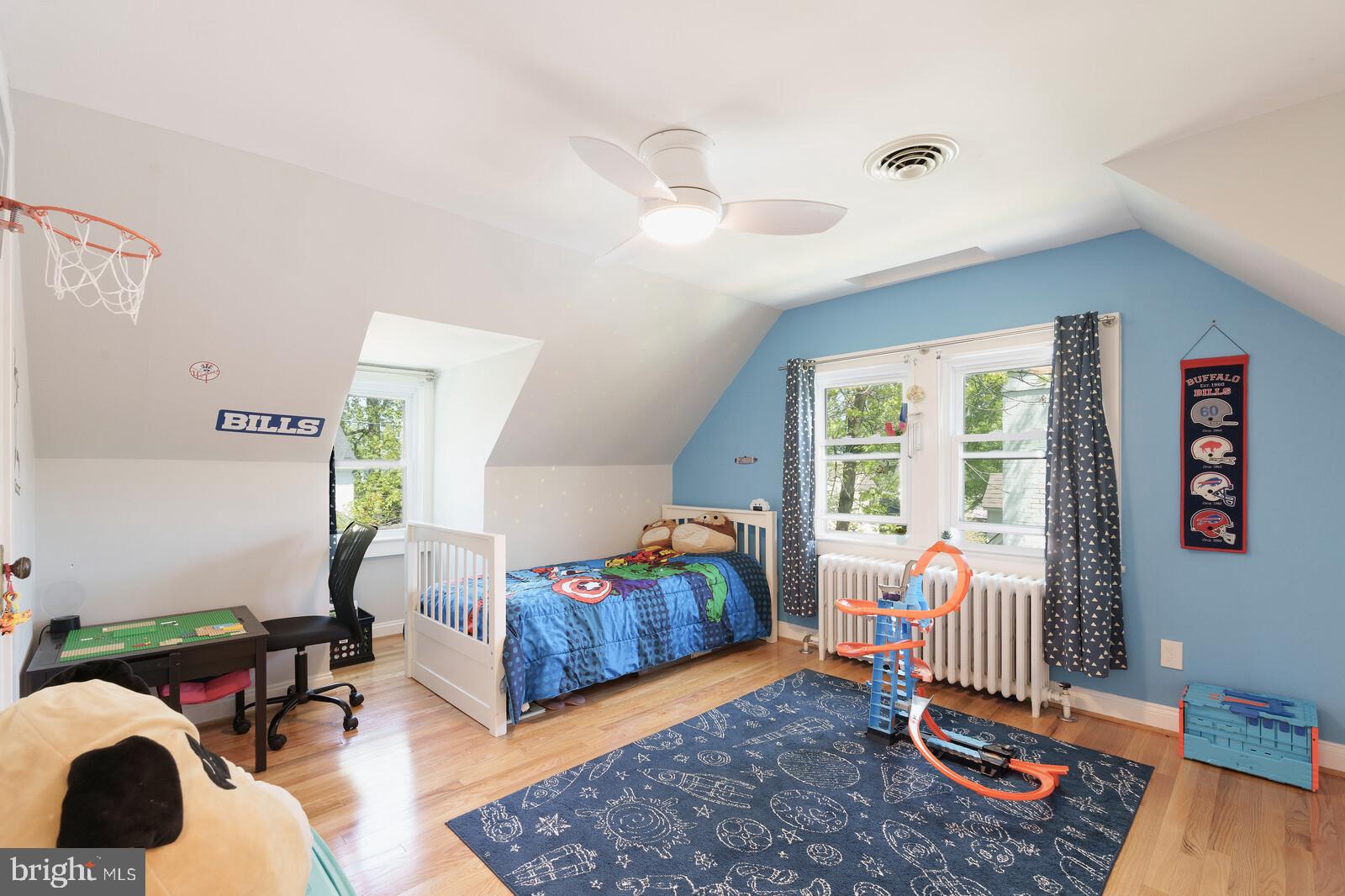 GLENBROOK VILLAGE - Residential