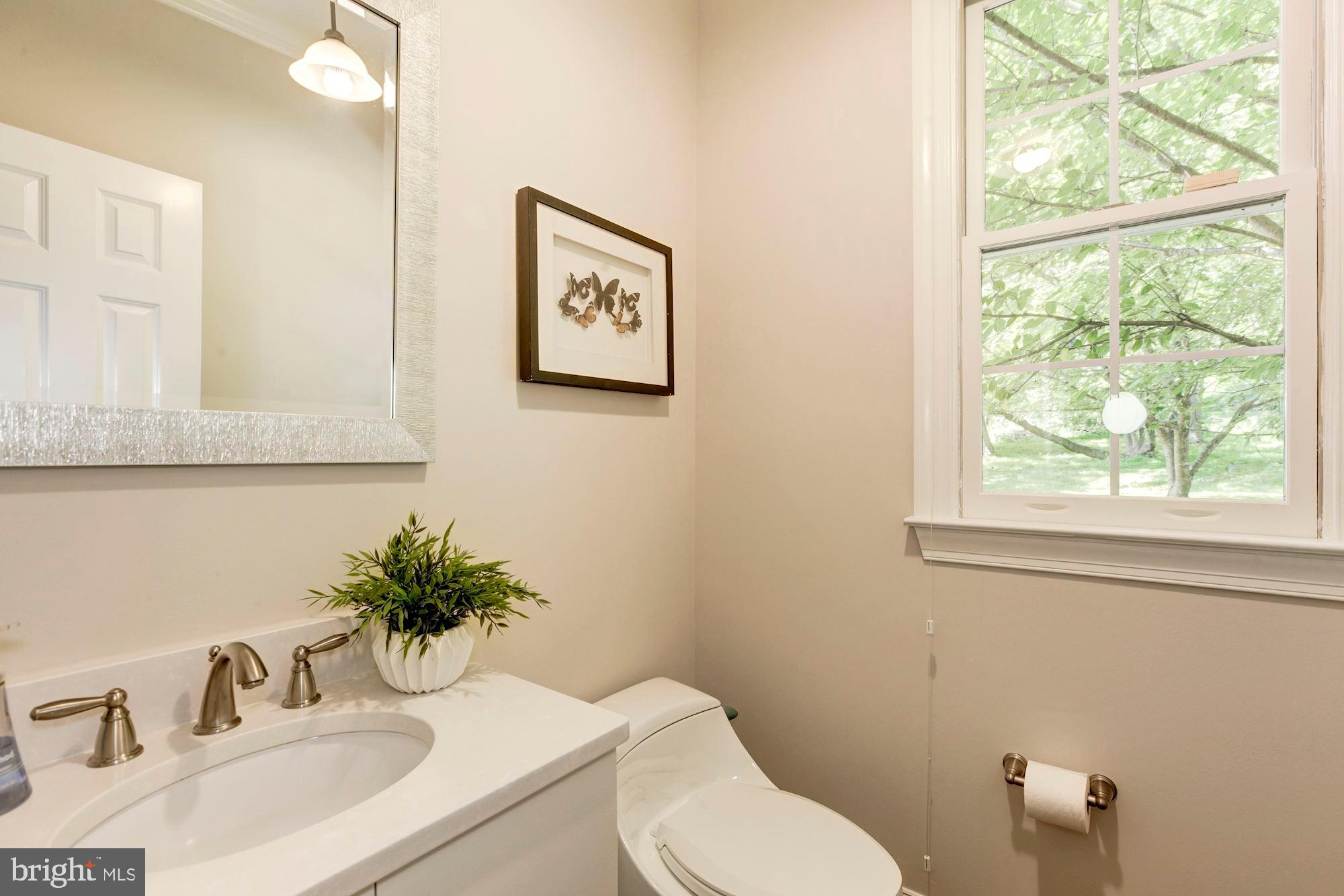 POTOMAC OUTSIDE - Residential