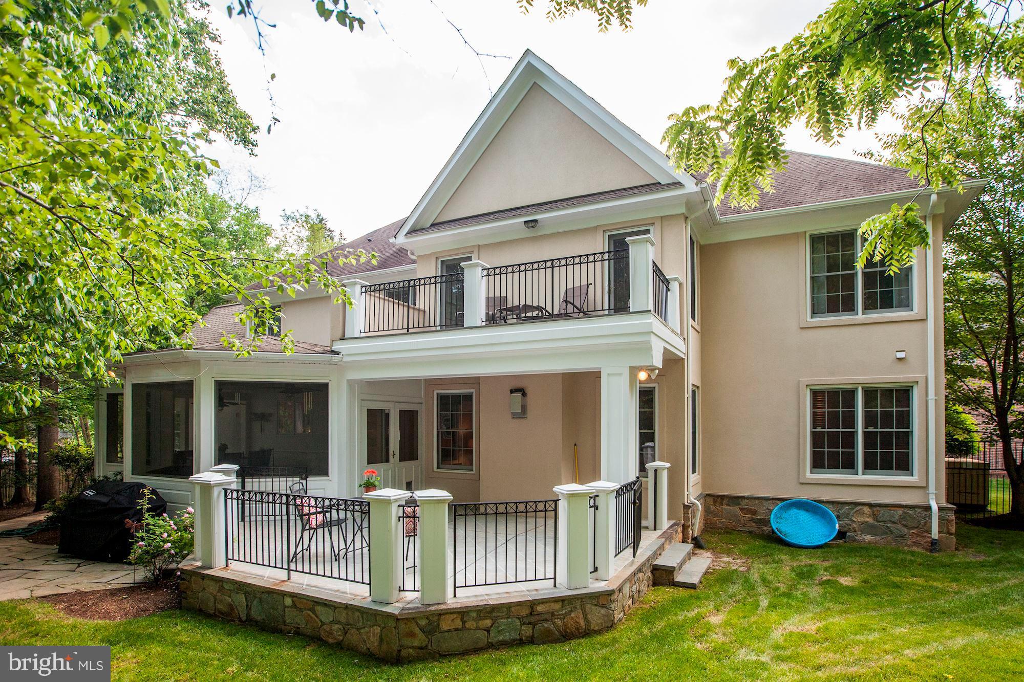 POTOMAC OUTSIDE - Residential