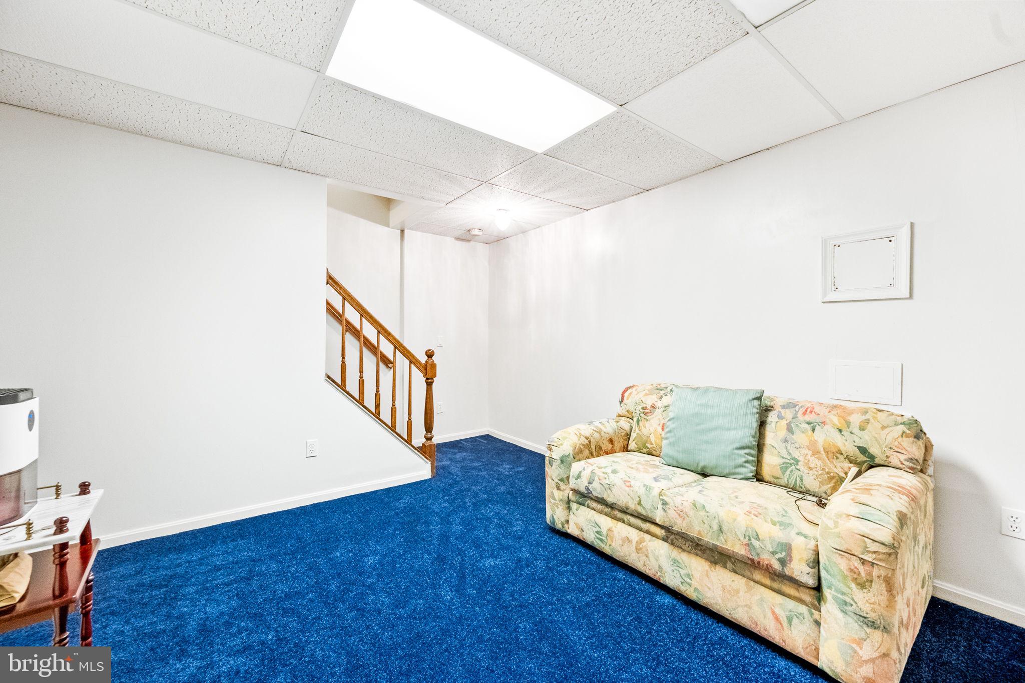 COUNTRYSIDE - Residential