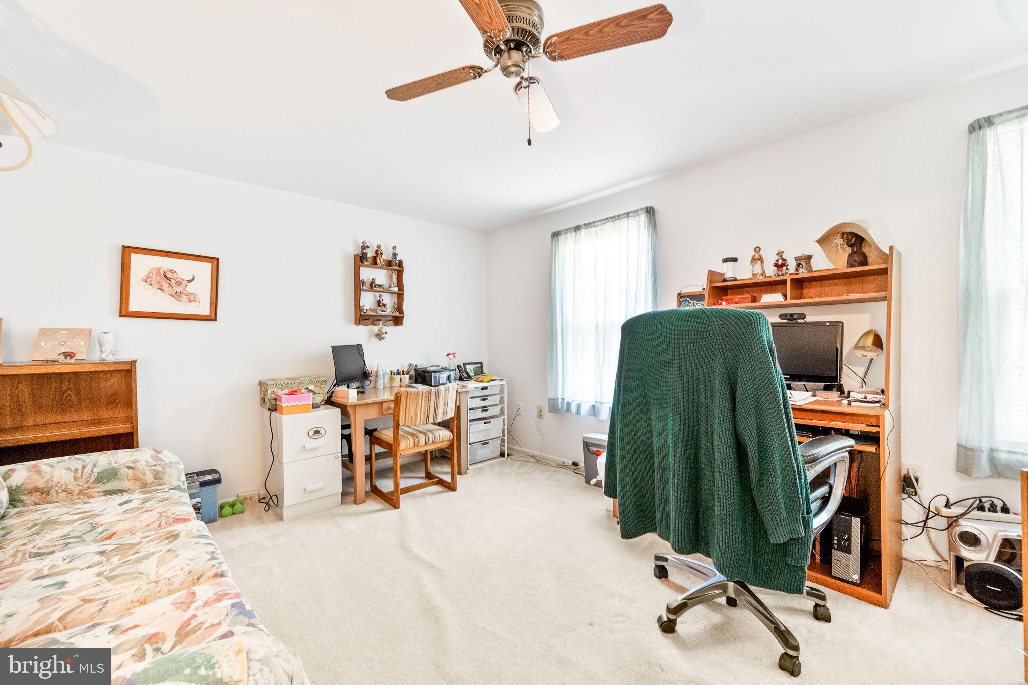 COUNTRYSIDE - Residential