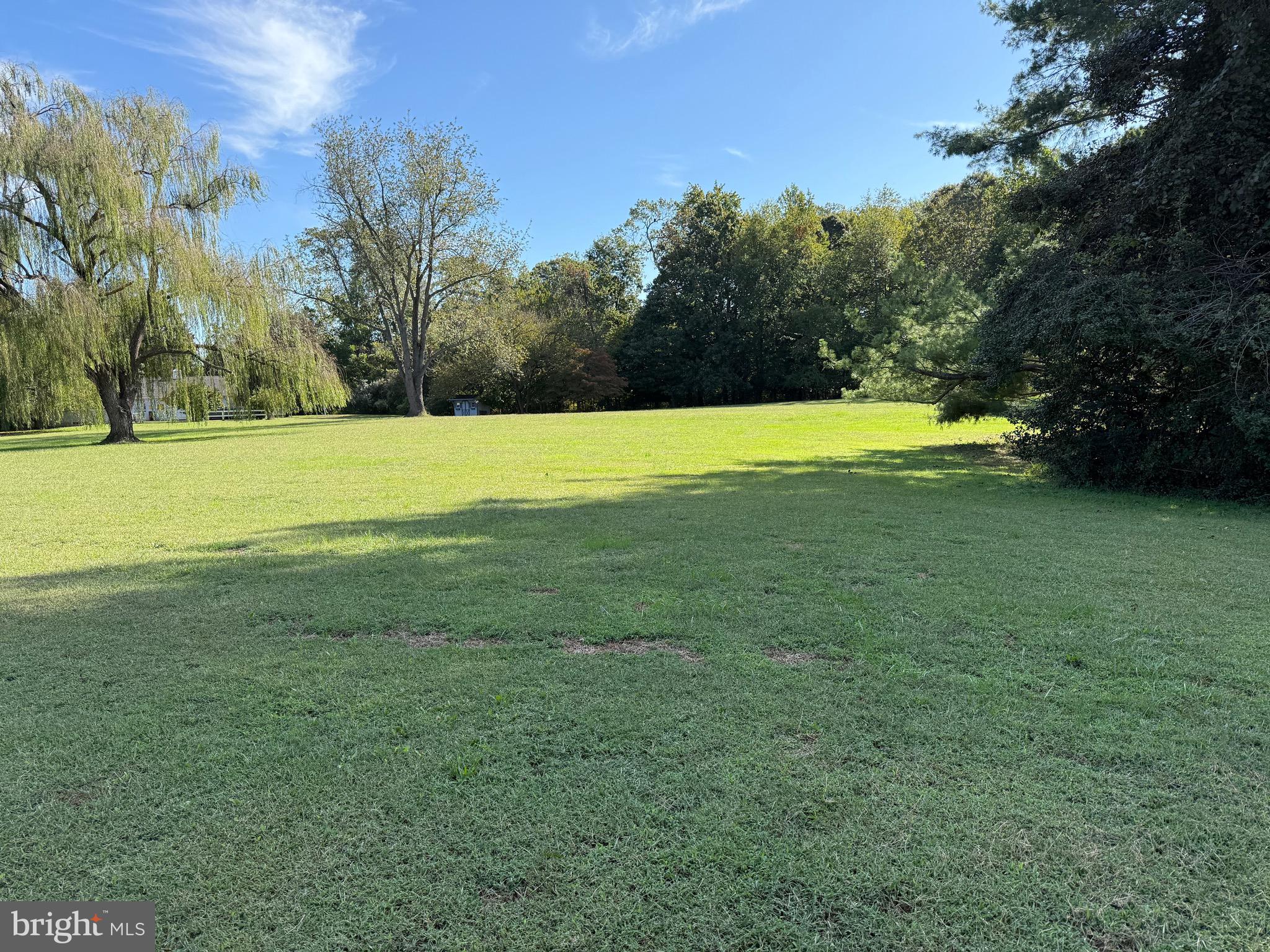 HICKORY RIDGE - Land