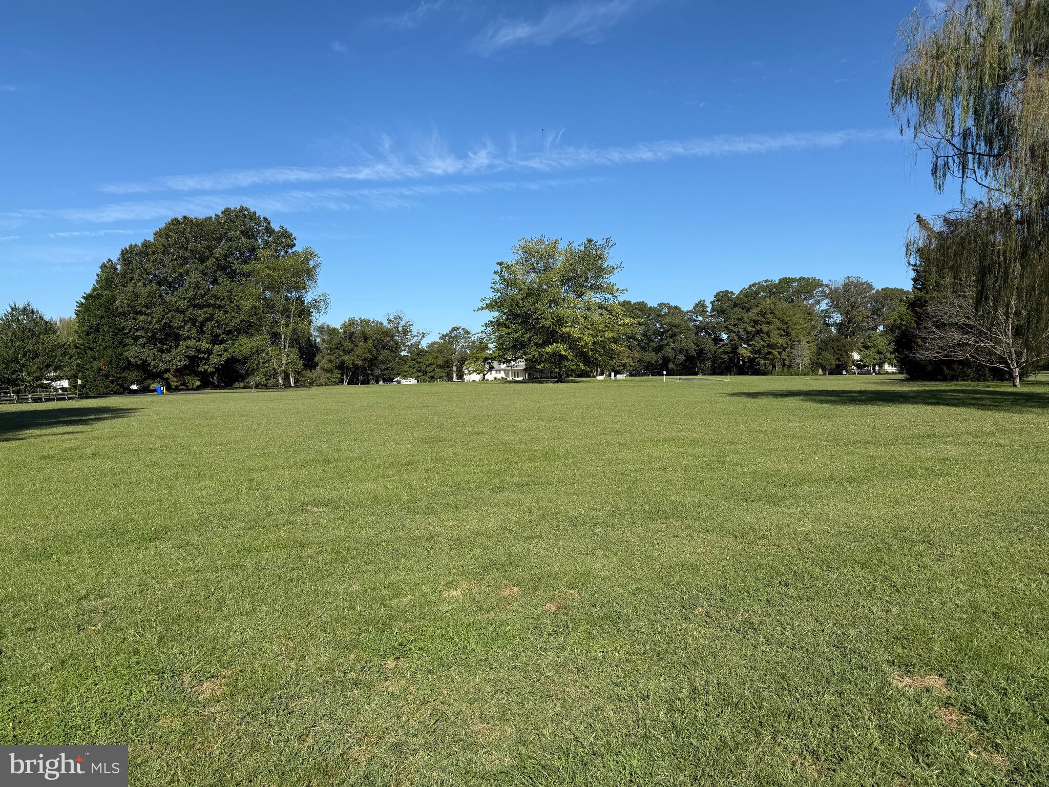 HICKORY RIDGE - Land