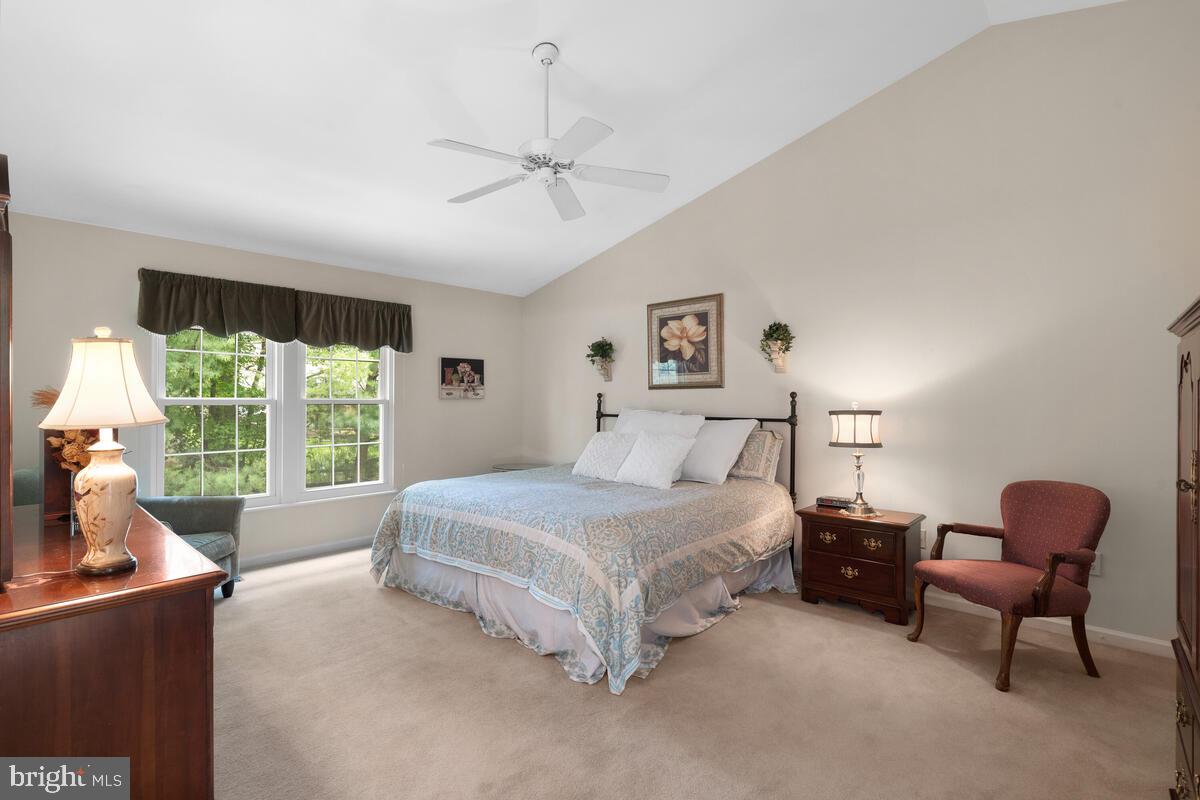 ASHLEY HOLLOW - Residential