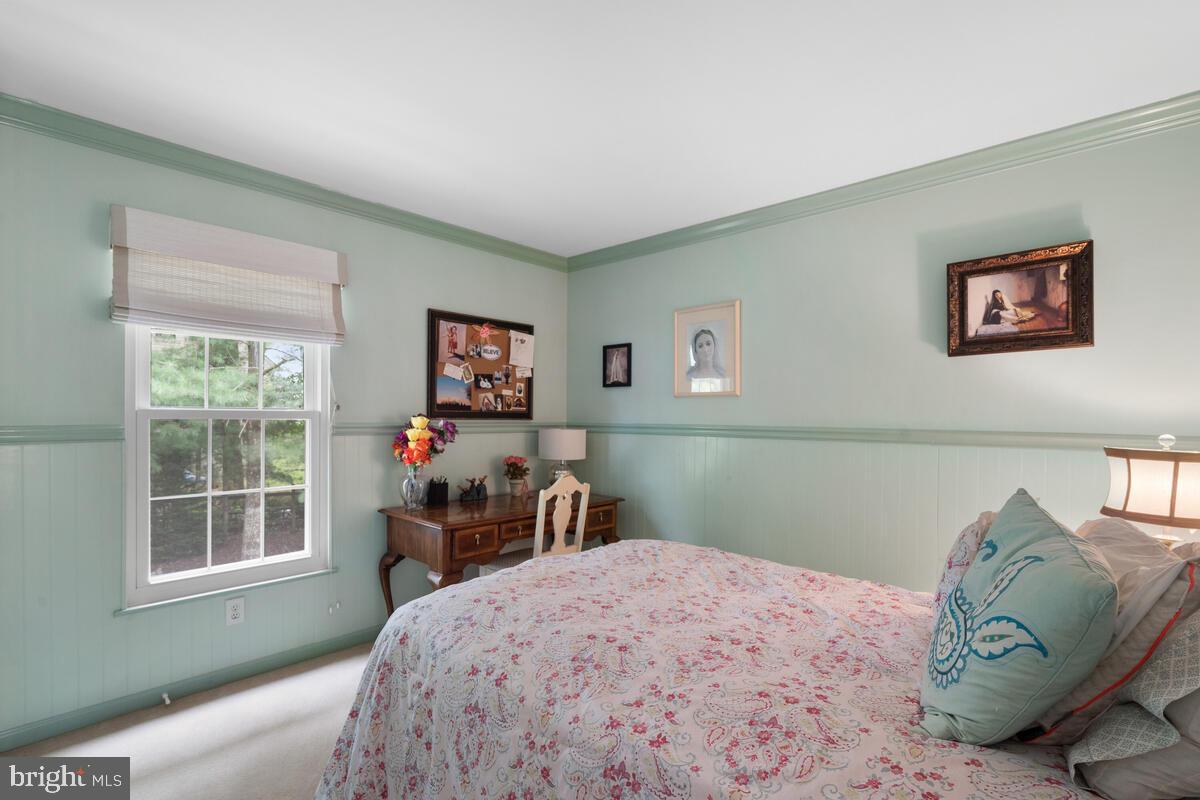 ASHLEY HOLLOW - Residential