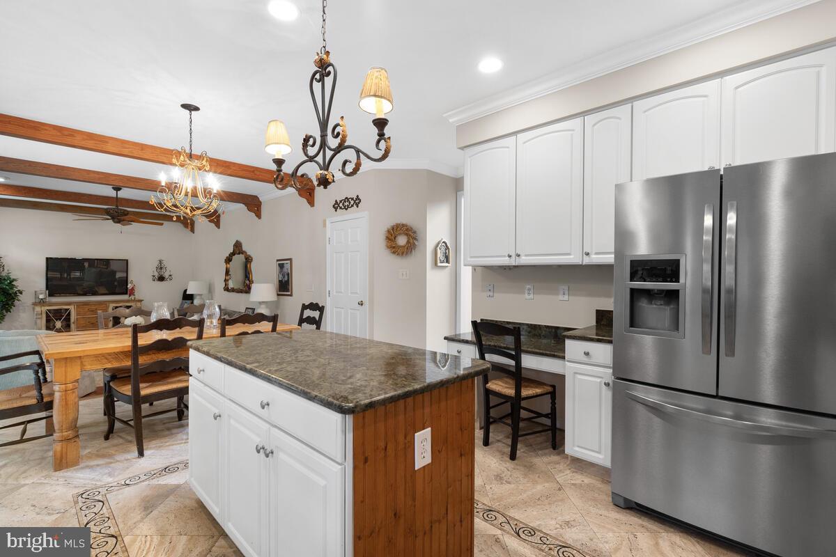 ASHLEY HOLLOW - Residential