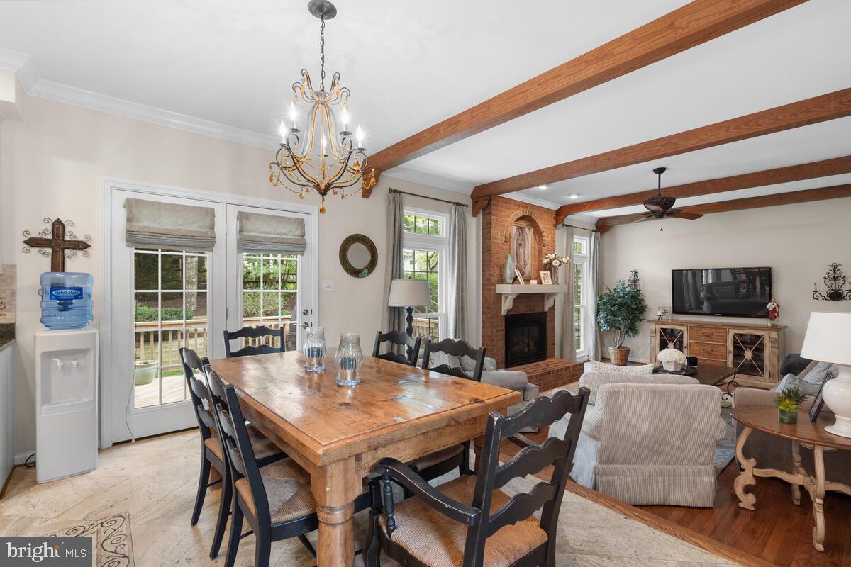 ASHLEY HOLLOW - Residential