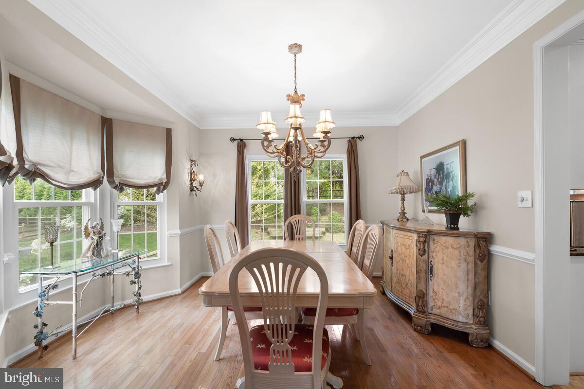 ASHLEY HOLLOW - Residential