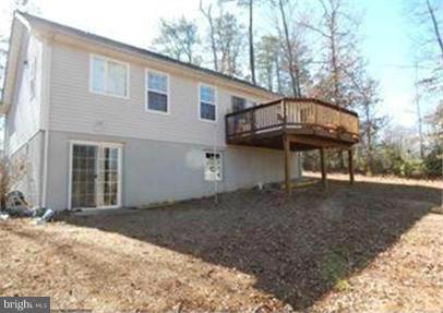 LAKE LAND - Residential Lease