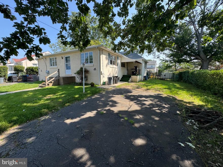 With a solid average condition and a spacious 2010 sq. ft. layout, it offers the potential for attractive rental income. The detached structure features a full basement, providing additional space for storage or future enhancements. The exterior boasts inviting sidewalks and street lights, enhancing the neighborhood's appeal and safety. A lovely deck invites outdoor relaxation, perfect for tenants seeking a comfortable living environment. The property includes ample parking with a driveway accommodating up to three vehicles, a significant advantage for attracting renters. With a manageable lot size of 0.11 acres, this property is easy to maintain while still providing a sense of community. Investors will appreciate the potential for value appreciation in this sought-after area, making it a smart addition to any portfolio. Don't miss out on this opportunity to secure a promising asset!

Listing Agent is related to Seller.