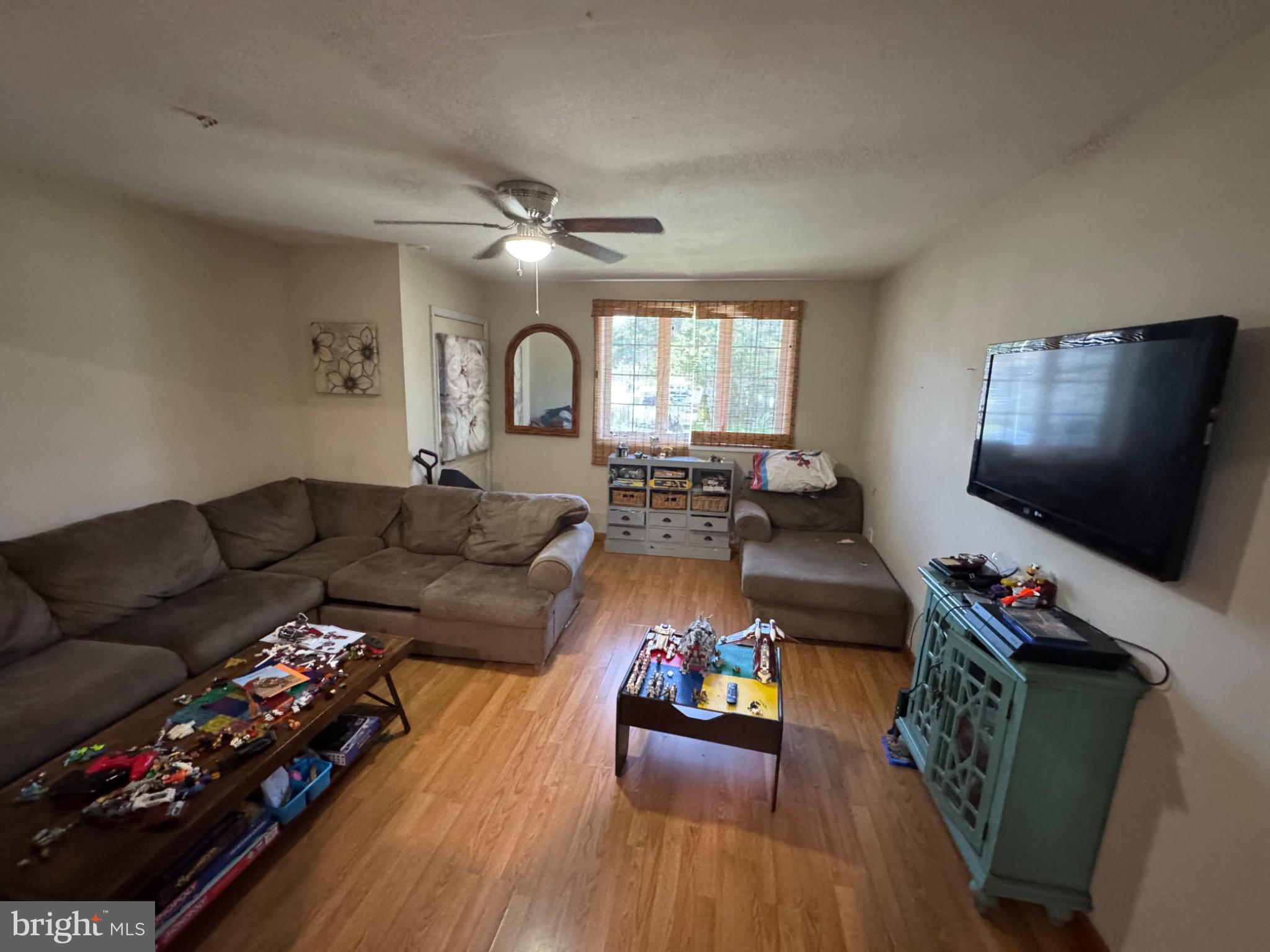 FOLSOM - Residential Income