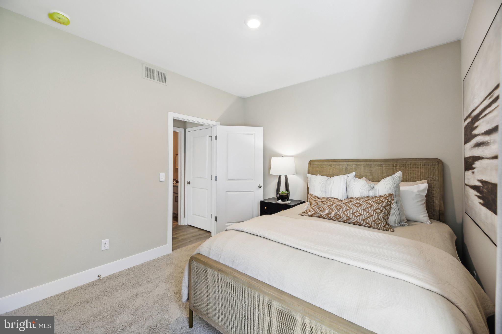 WEST WIND - Residential