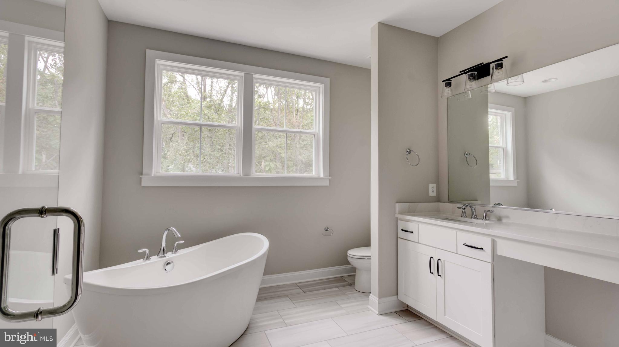 BIRD RIVER GROVE - Residential