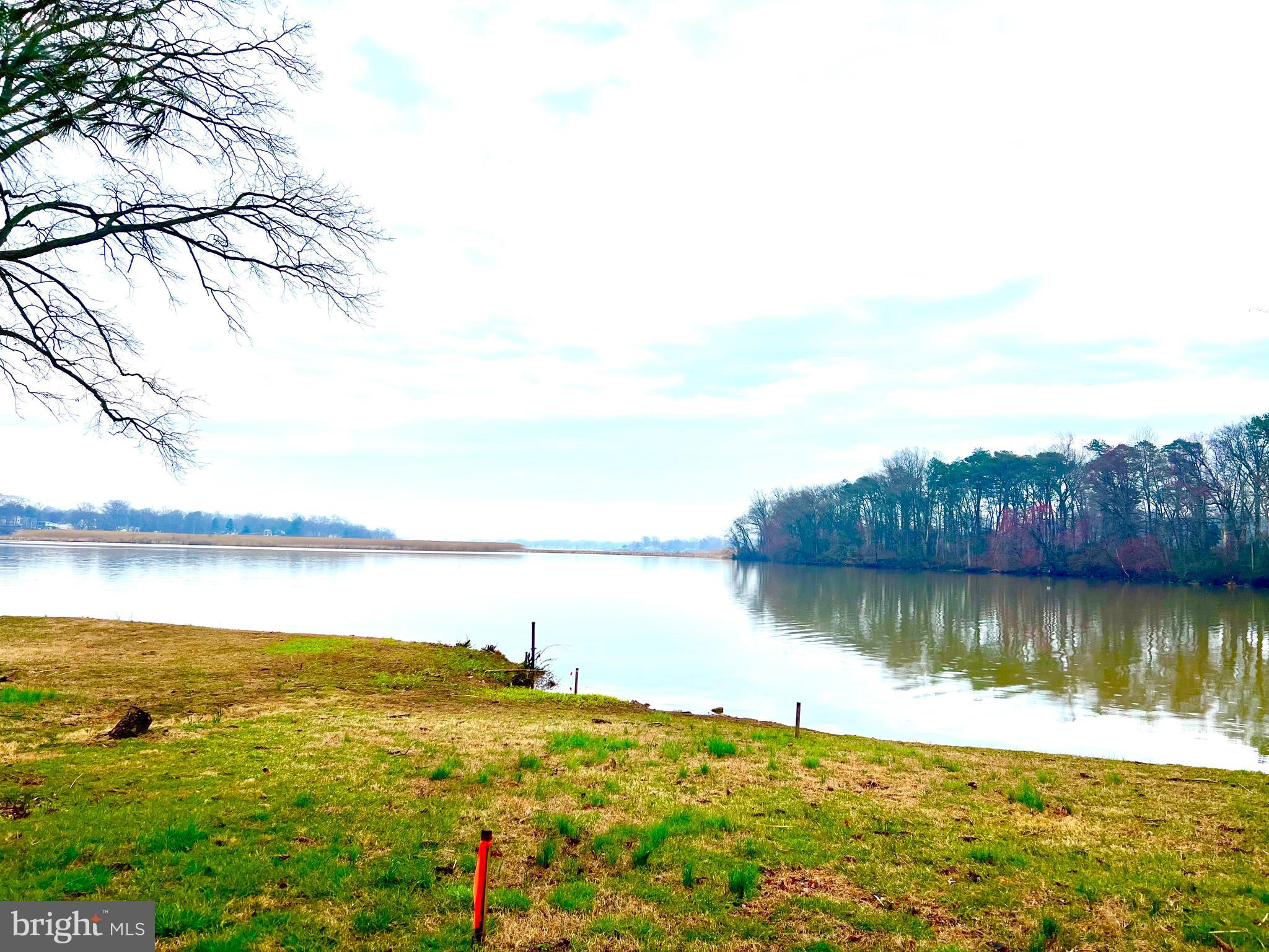 BIRD RIVER GROVE - Residential