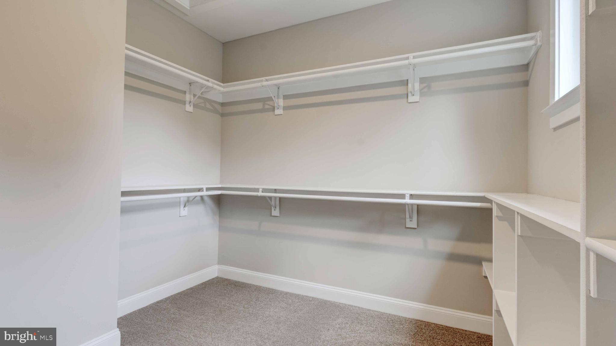 BIRD RIVER GROVE - Residential