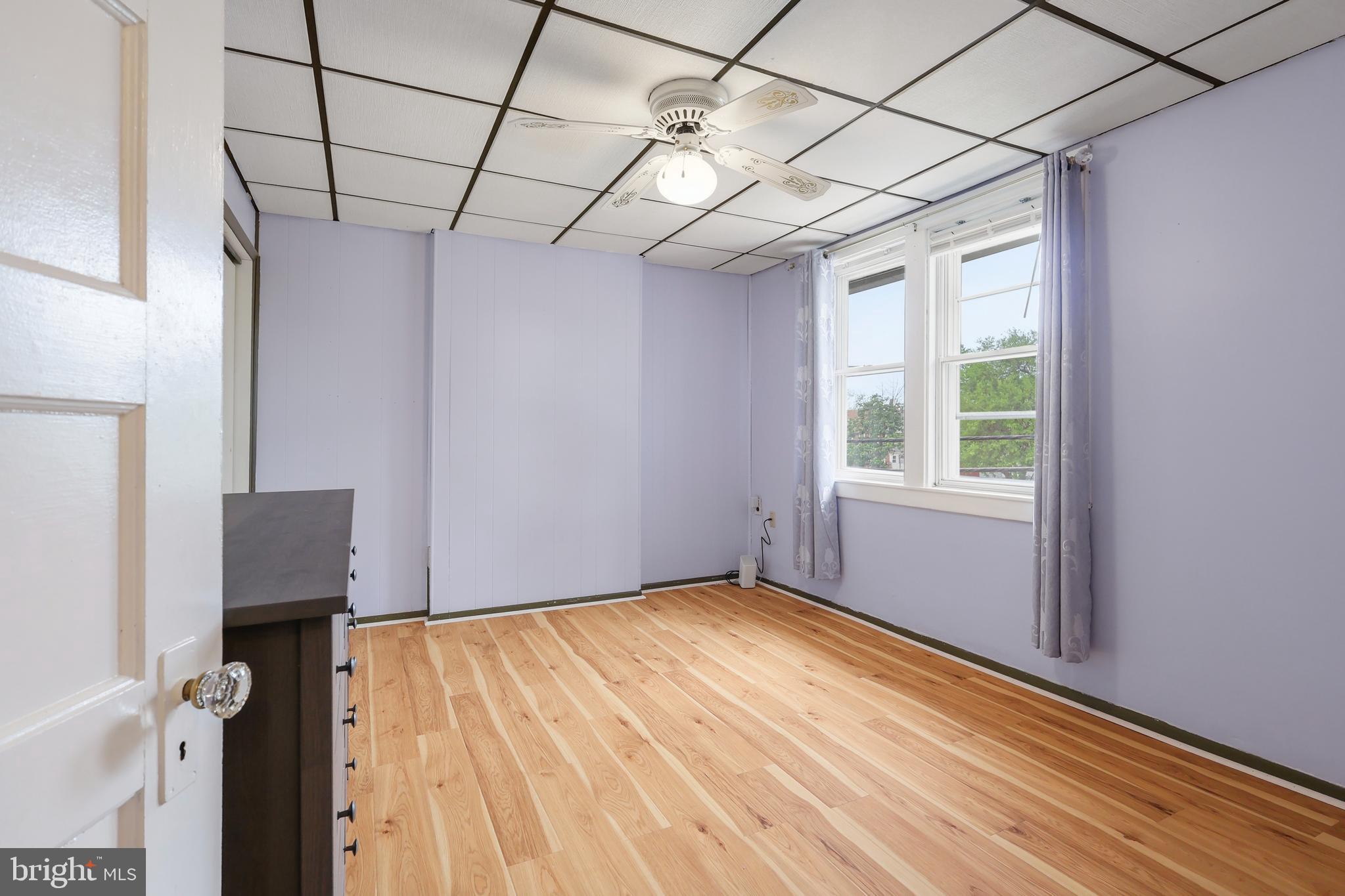 WESTINGHOUSE VLG - Residential