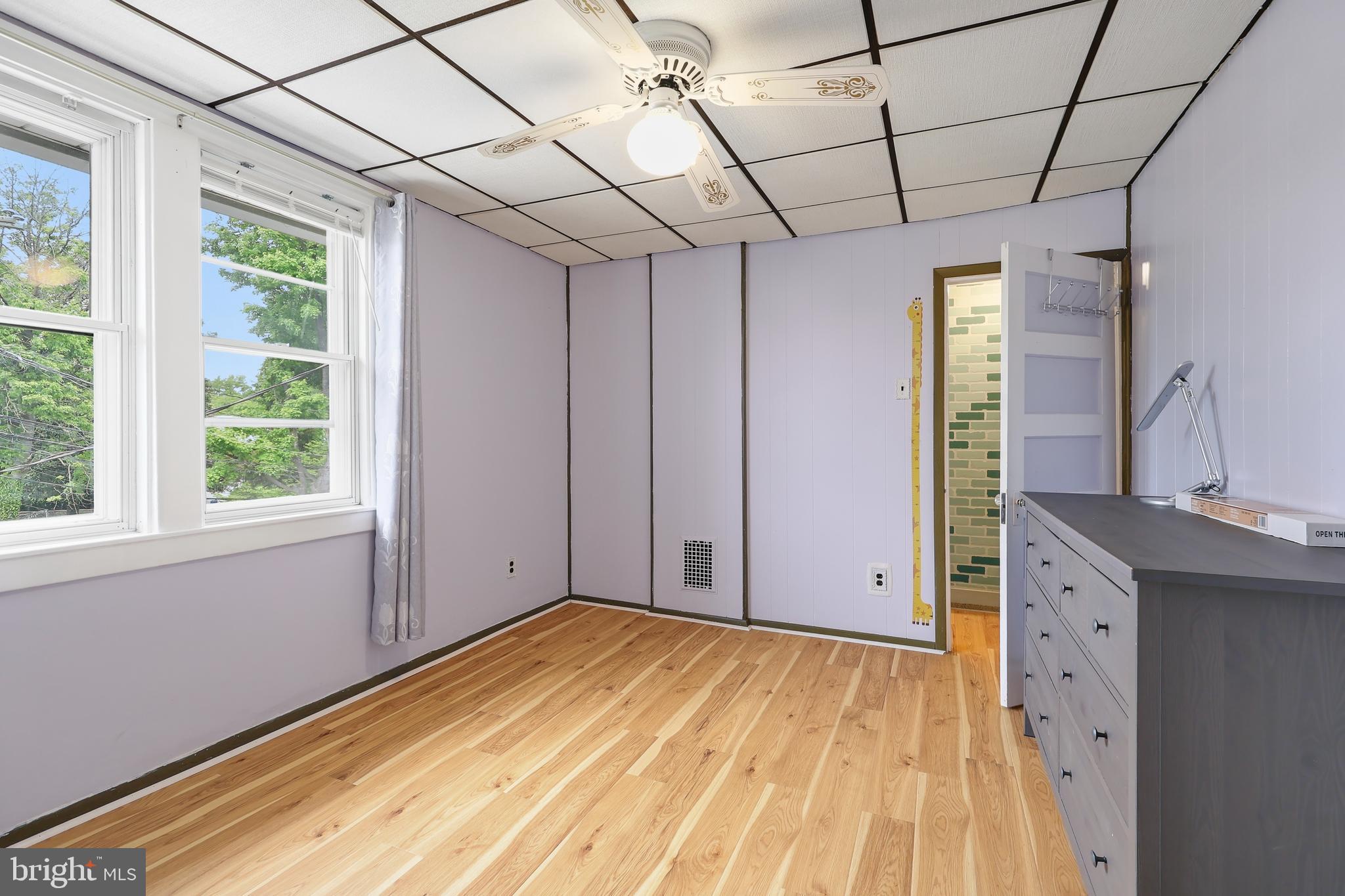 WESTINGHOUSE VLG - Residential
