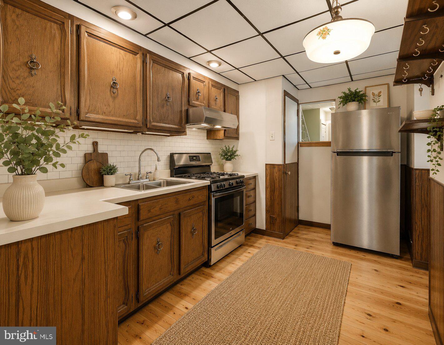 WESTINGHOUSE VLG - Residential