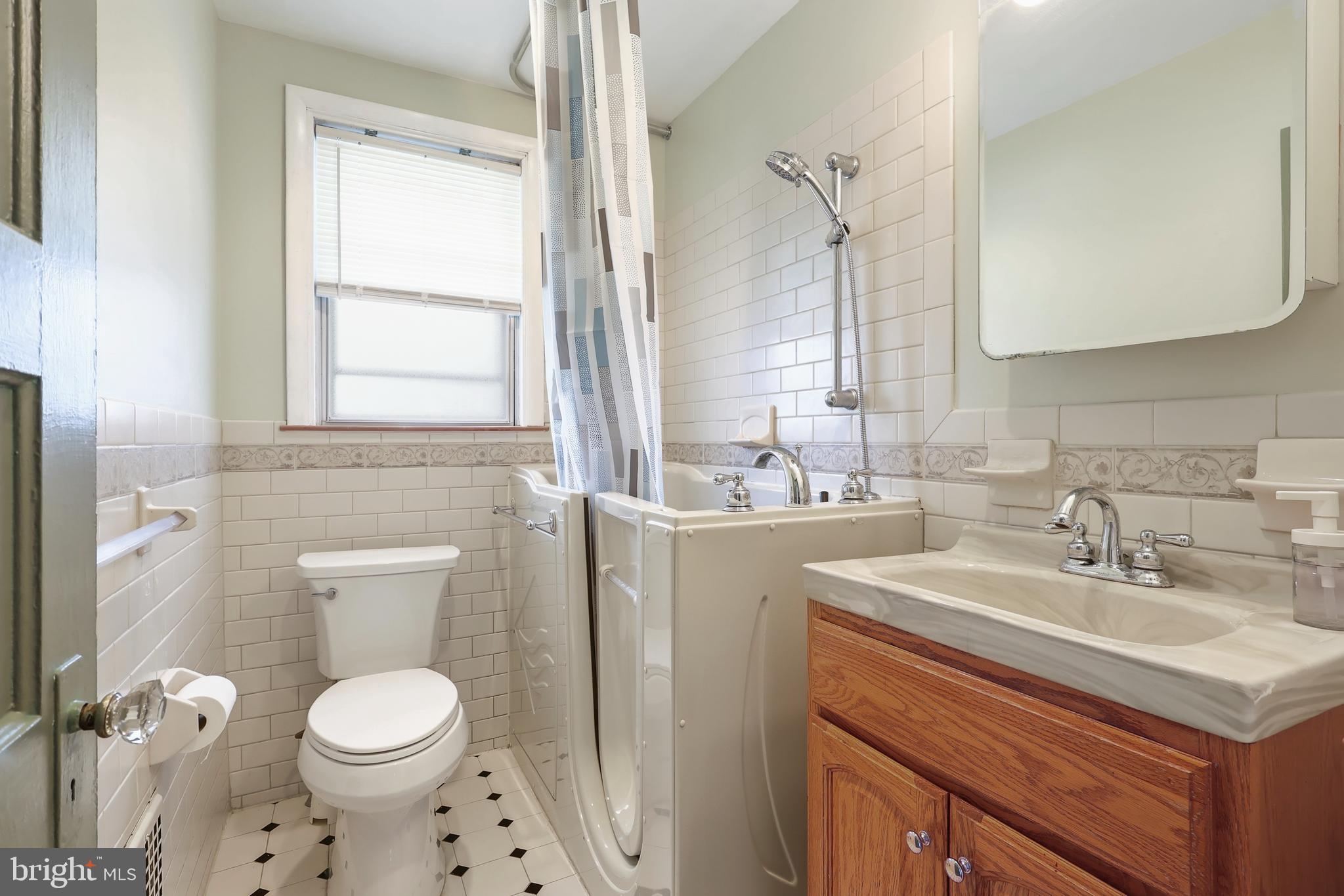 WESTINGHOUSE VLG - Residential