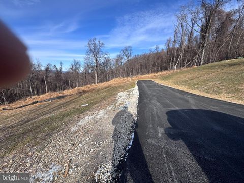 12820 FURNACE MOUNTAIN ROAD LOVETTSVILLE VA 20180