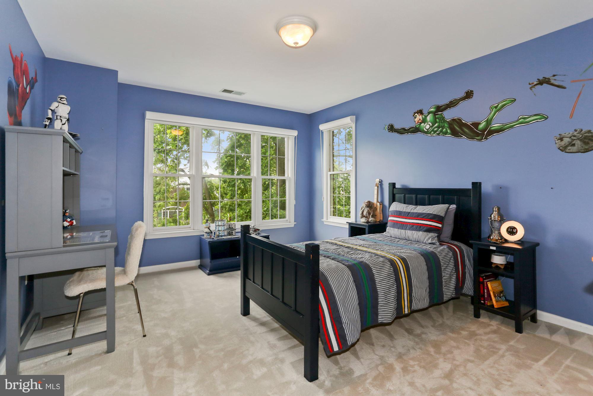 COUNTRY CLUB HILLS - Residential