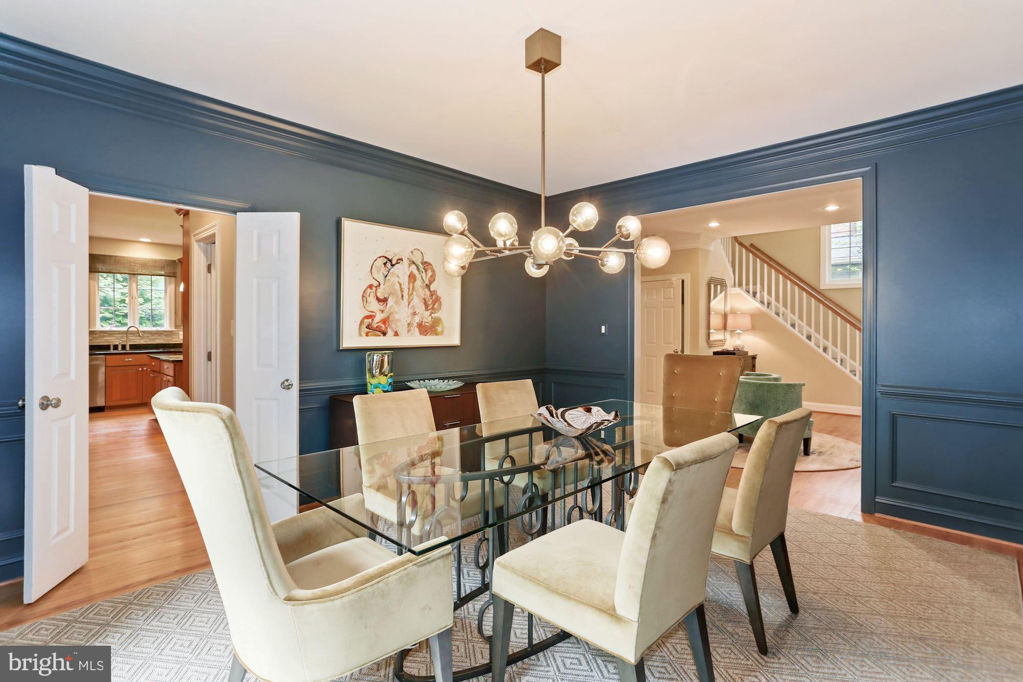 COUNTRY CLUB HILLS - Residential