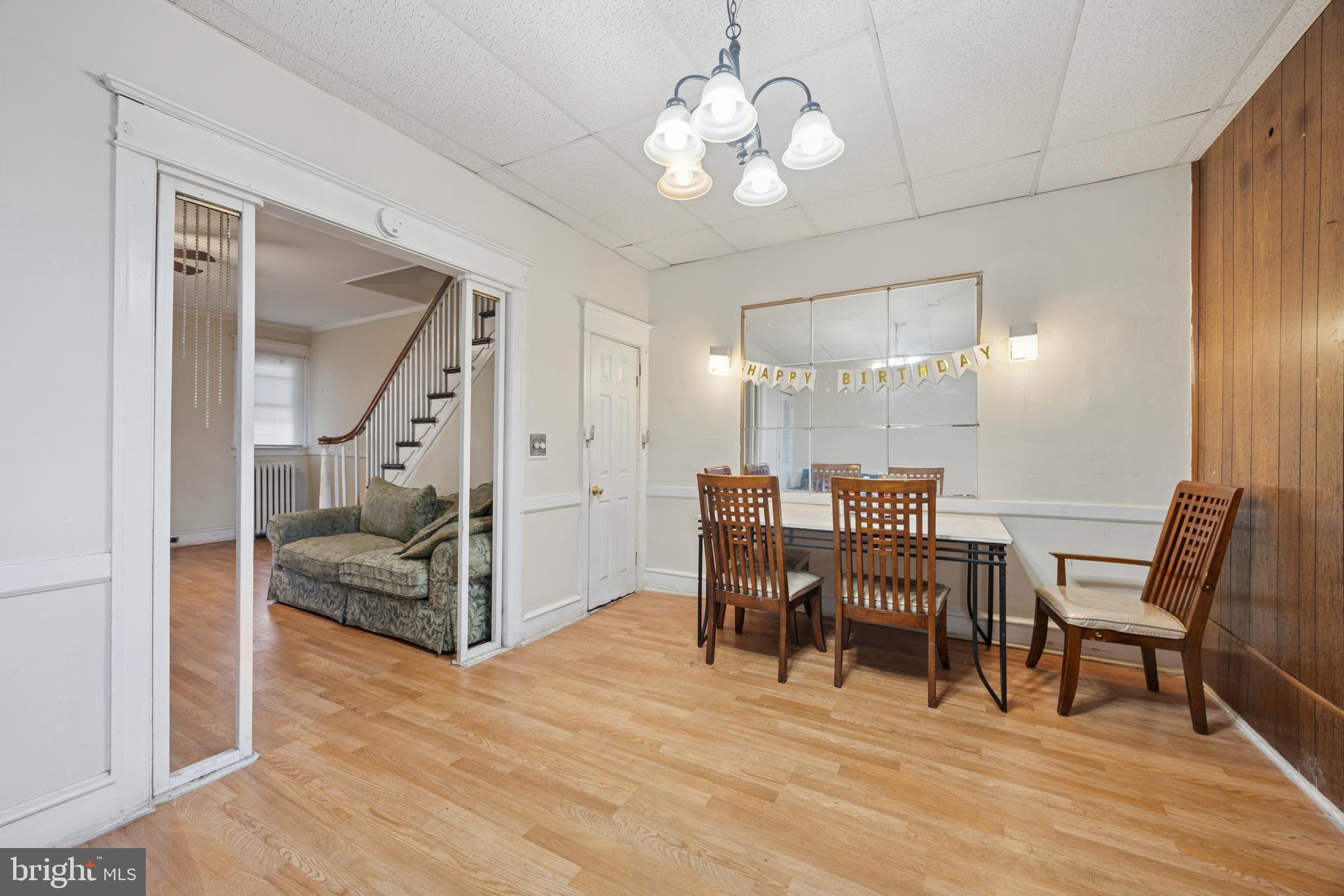 PHILADELPHIA (WEST) - Residential