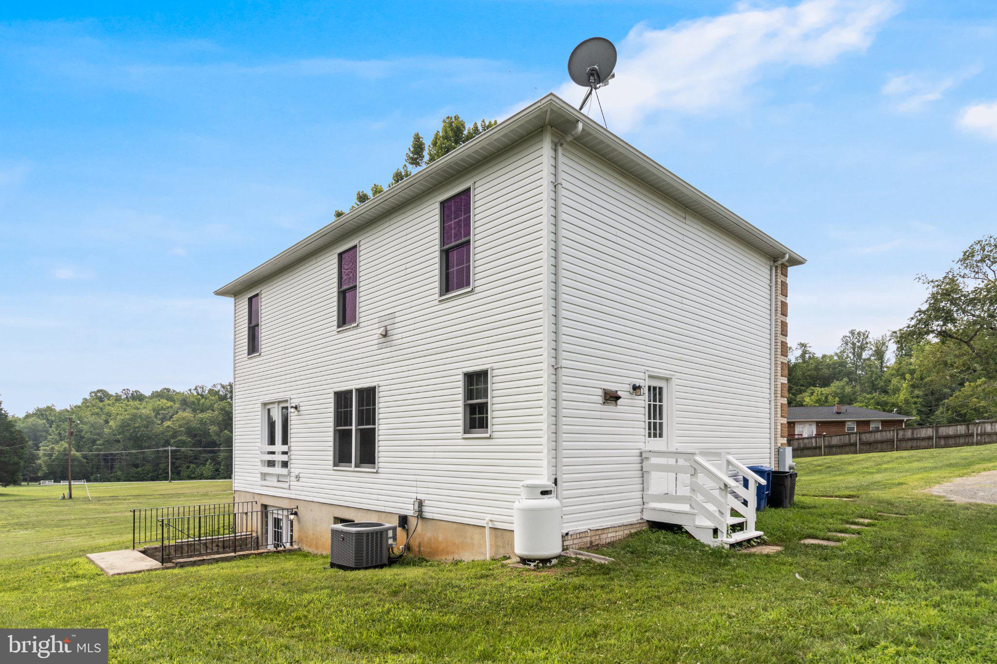 4525 TERRI LANE