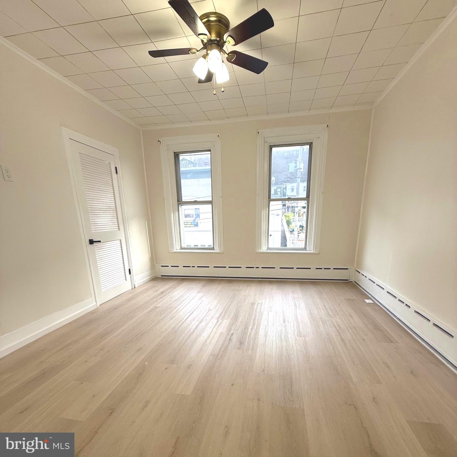 POTTSVILLE - Residential