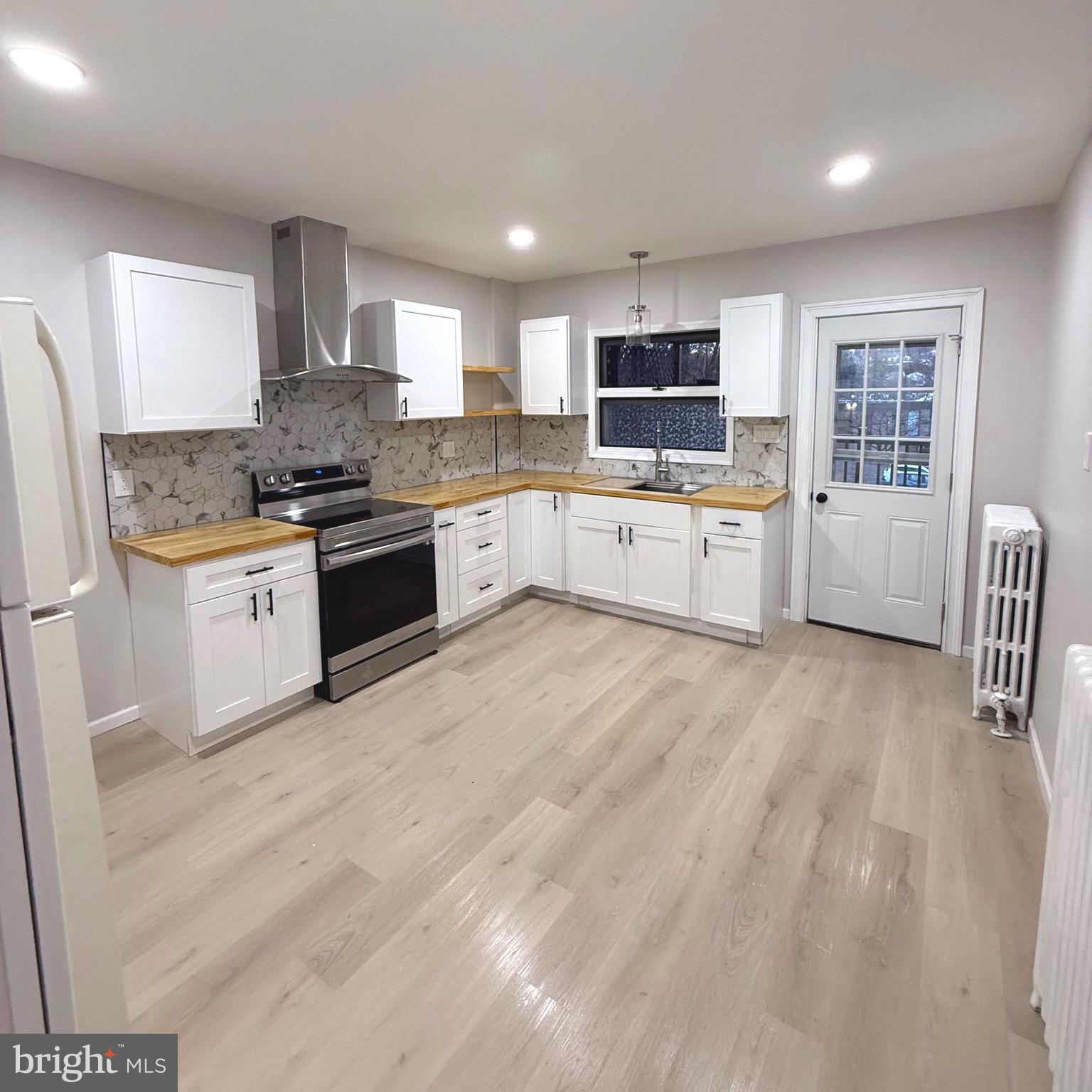 POTTSVILLE - Residential