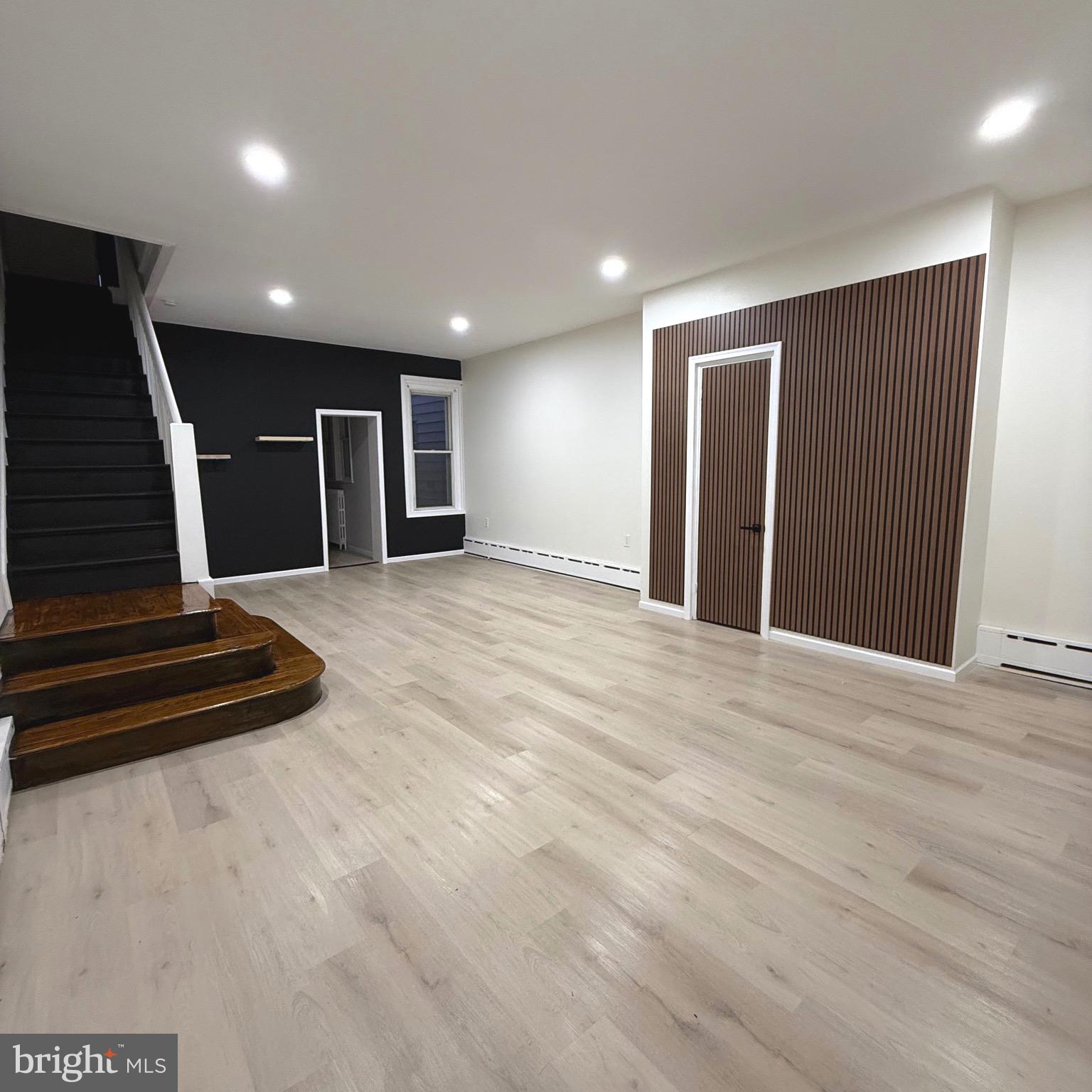 POTTSVILLE - Residential