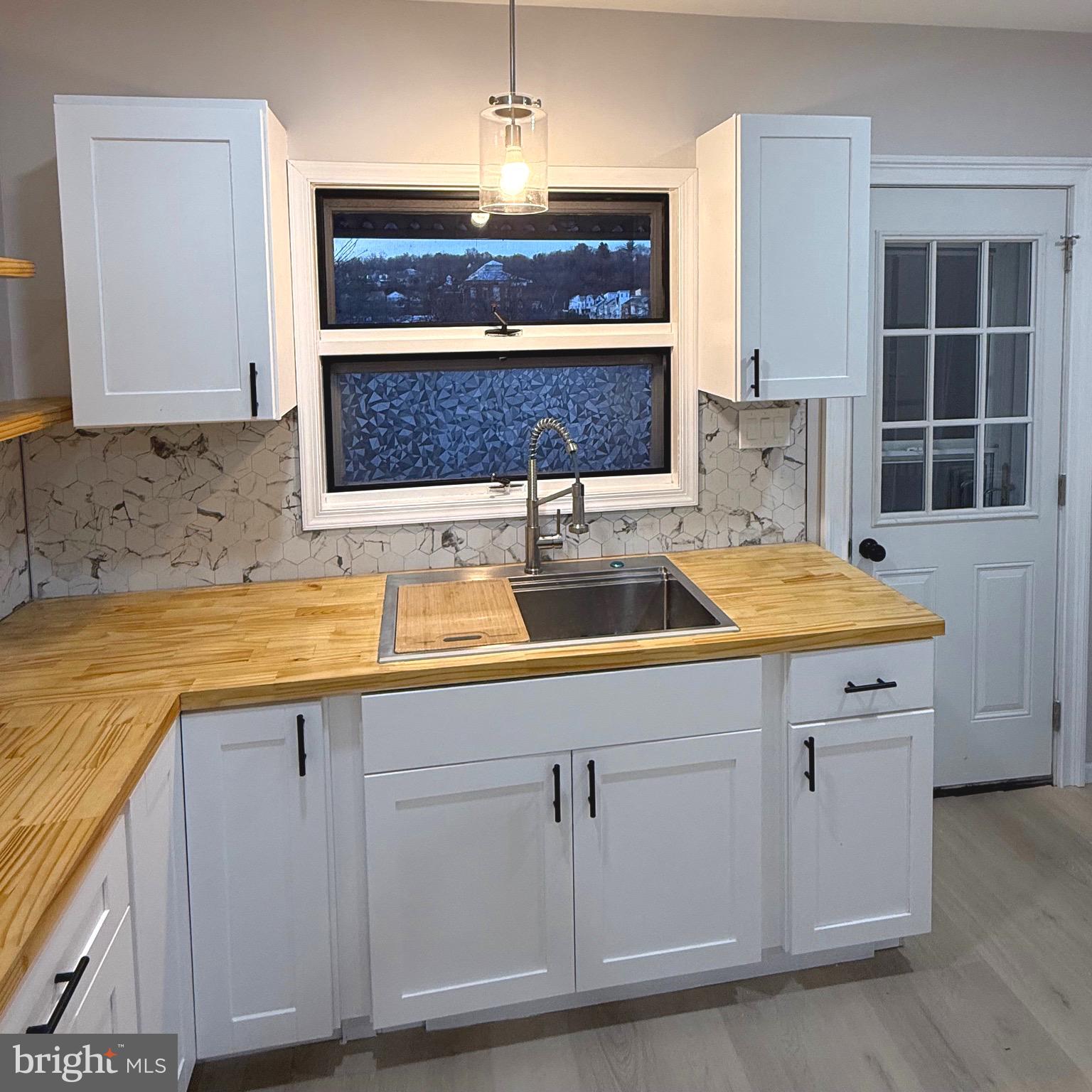 POTTSVILLE - Residential