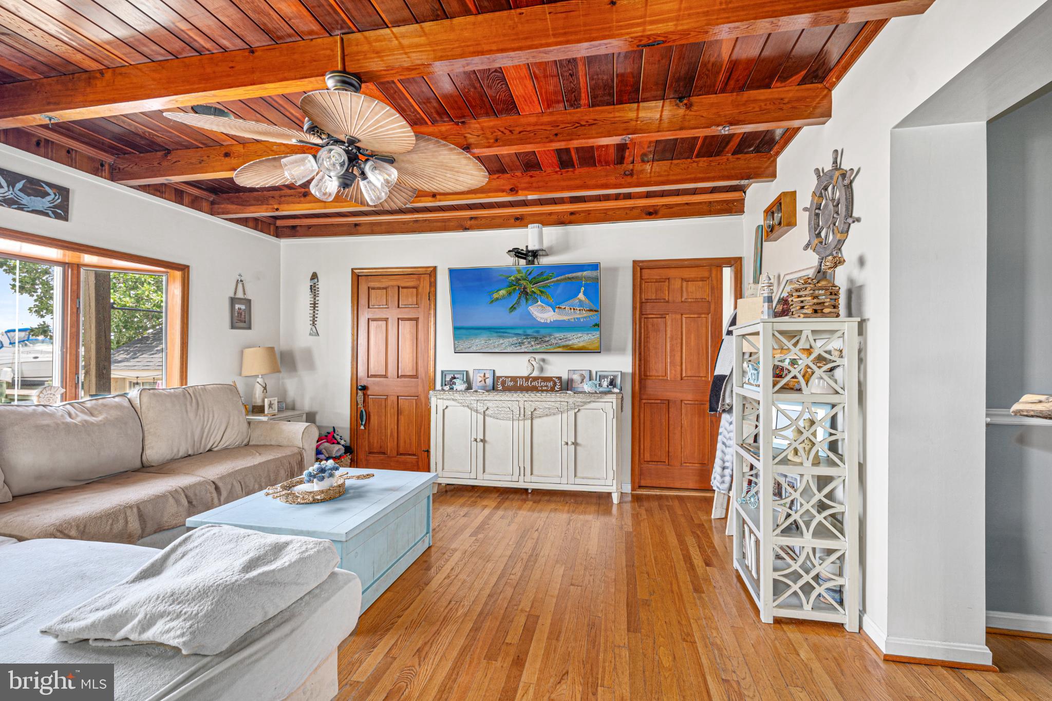 LYNCH POINT - Residential