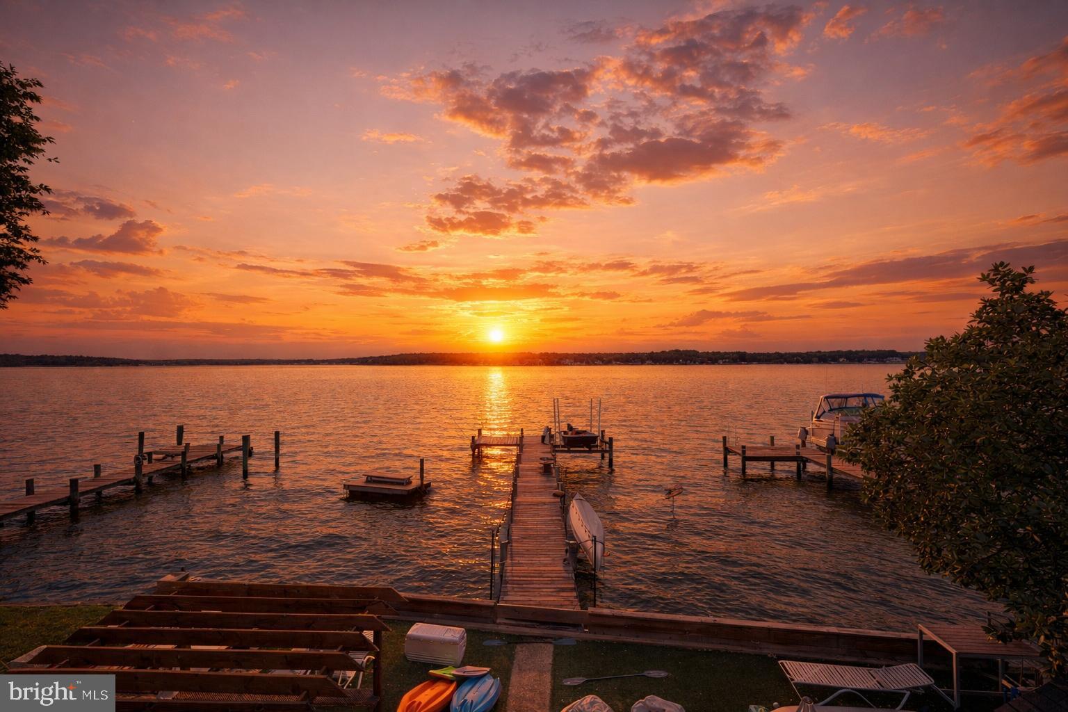 LYNCH POINT - Residential