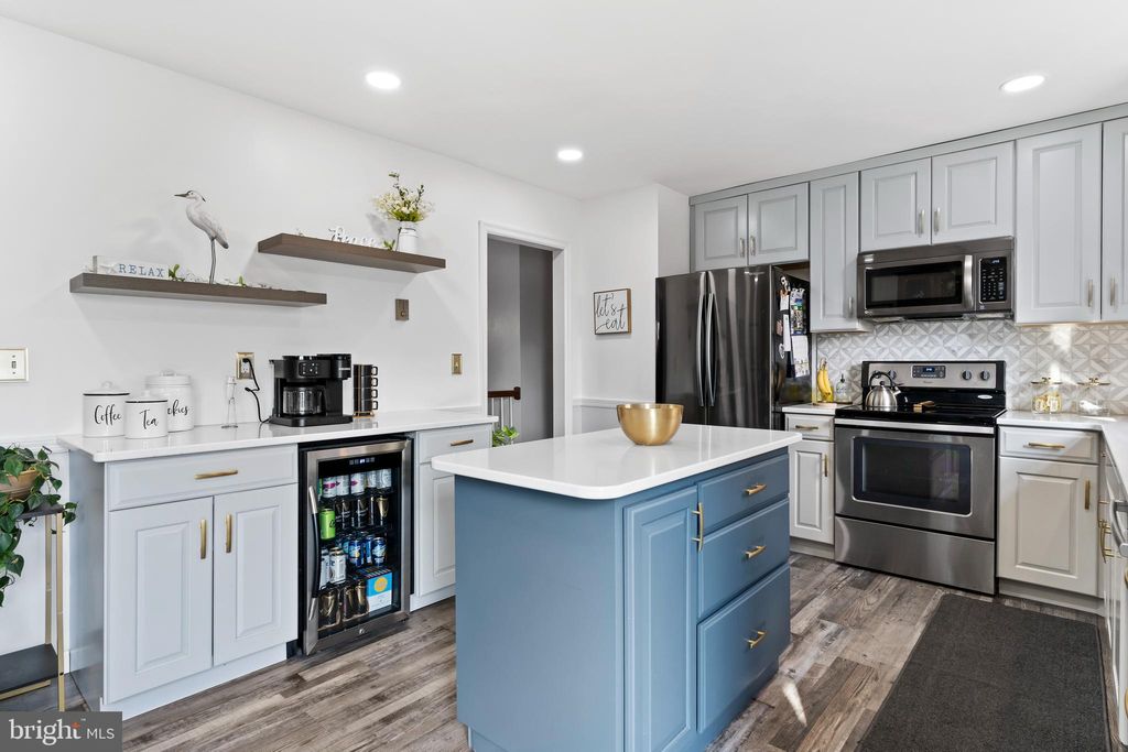 Photo of 243 Ridge Hill Rd, MECHANICSBURG, PA 17050 (MLS # PACB2050780)