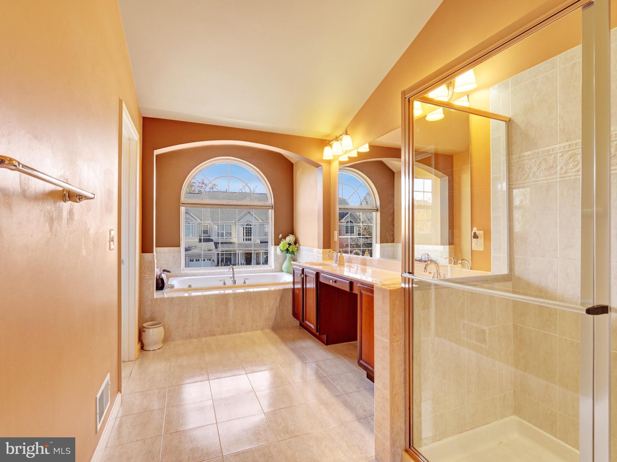 PORT POTOMAC - Residential