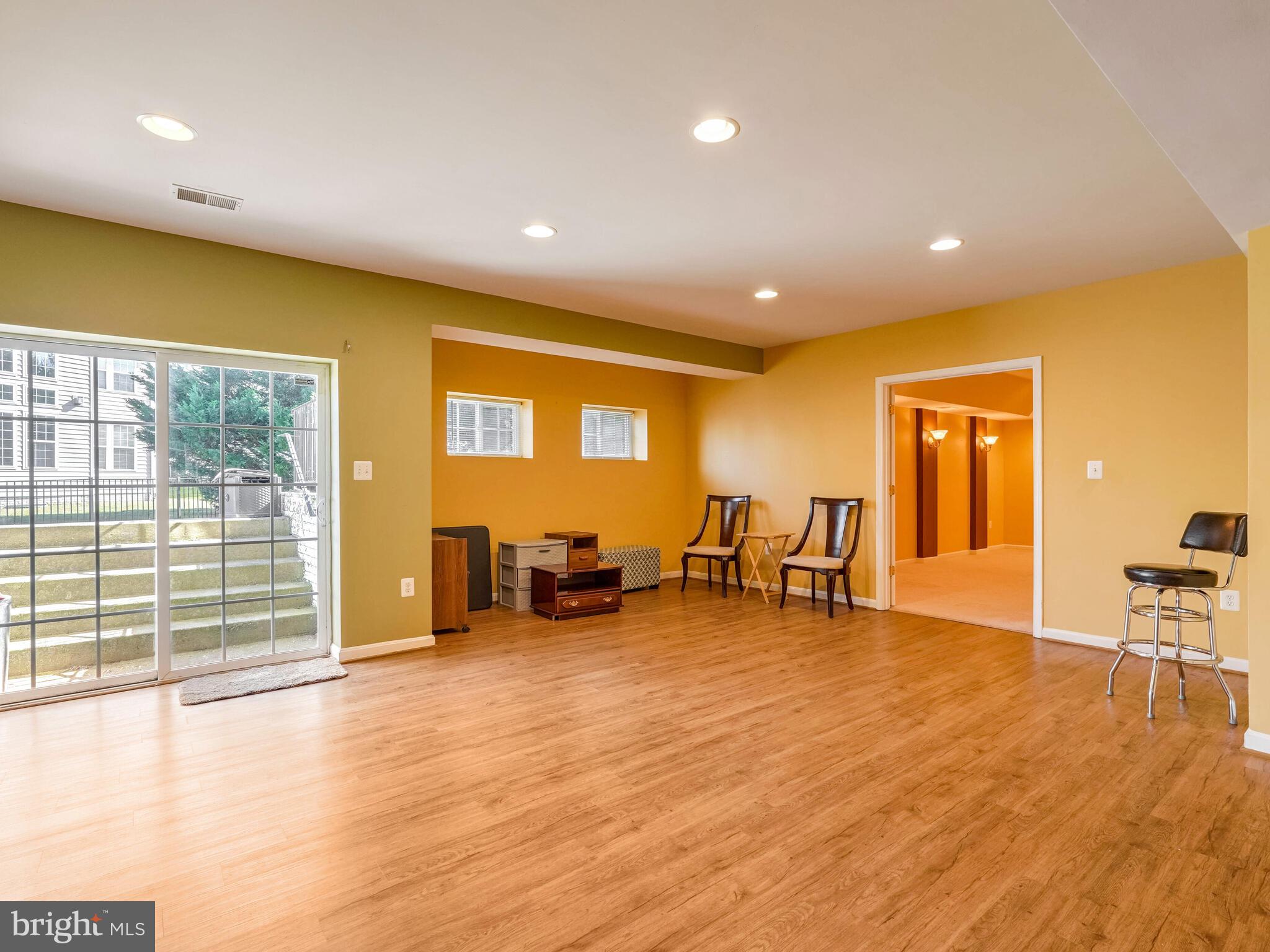 PORT POTOMAC - Residential