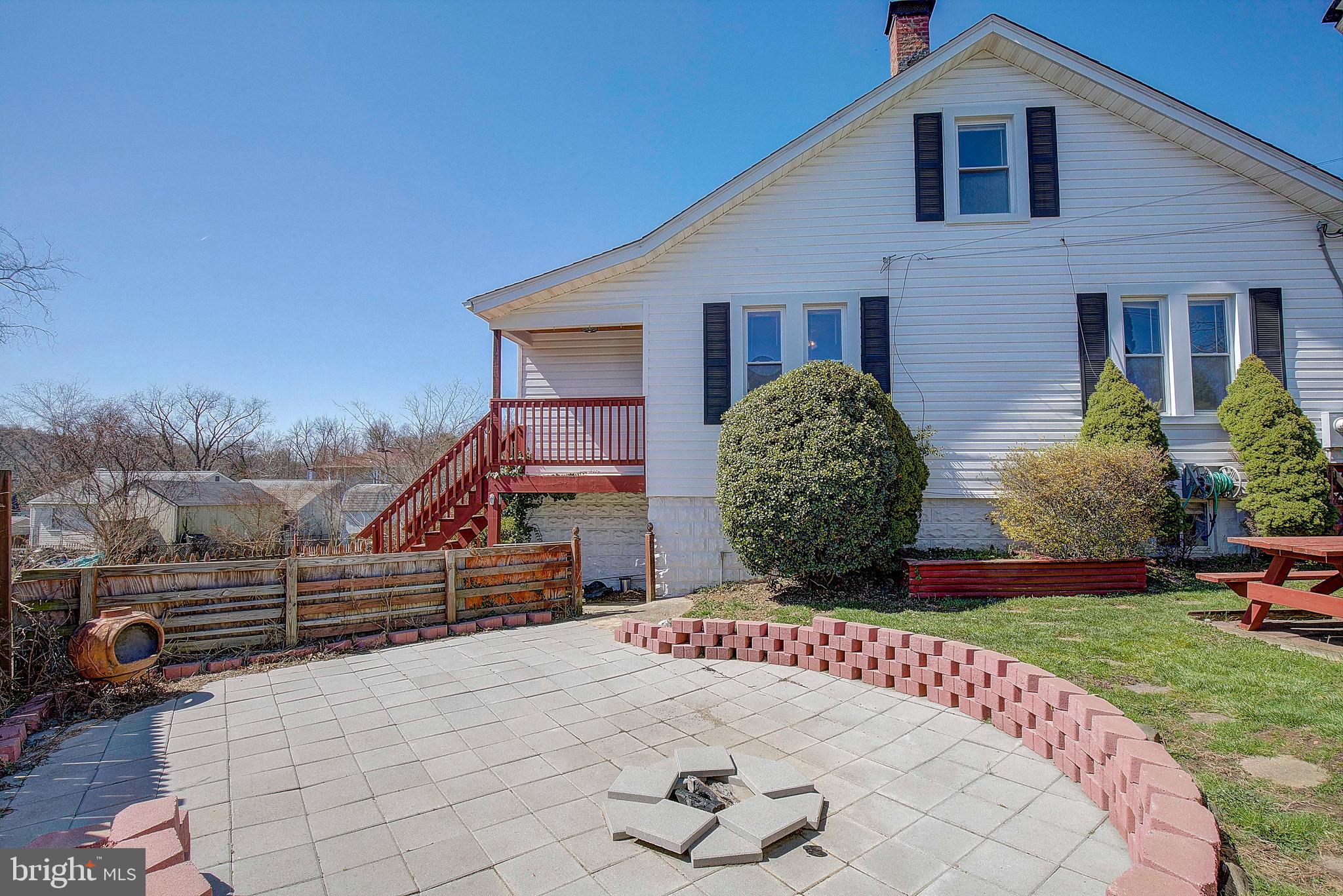 WINDSOR TERRACE - Residential