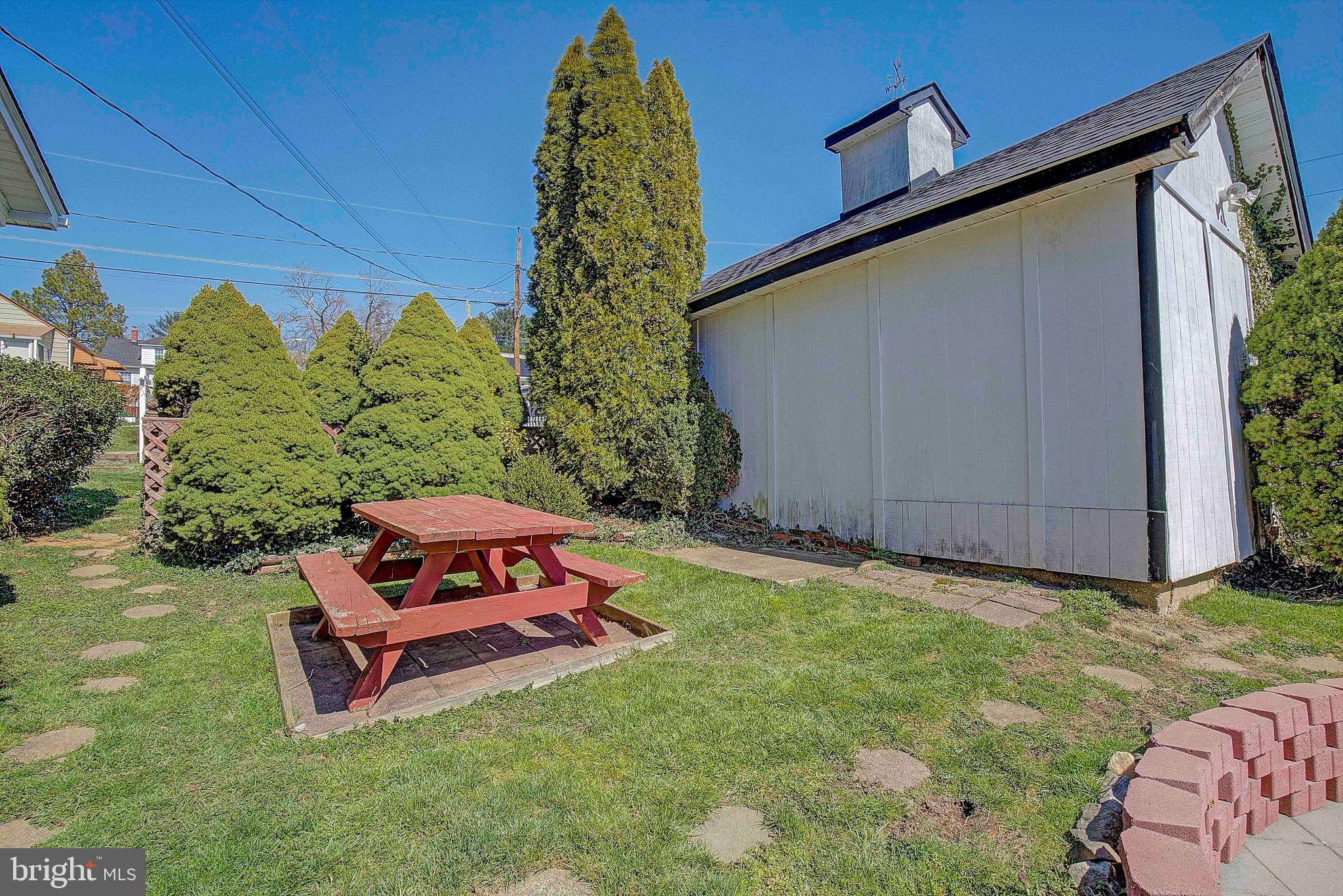 WINDSOR TERRACE - Residential