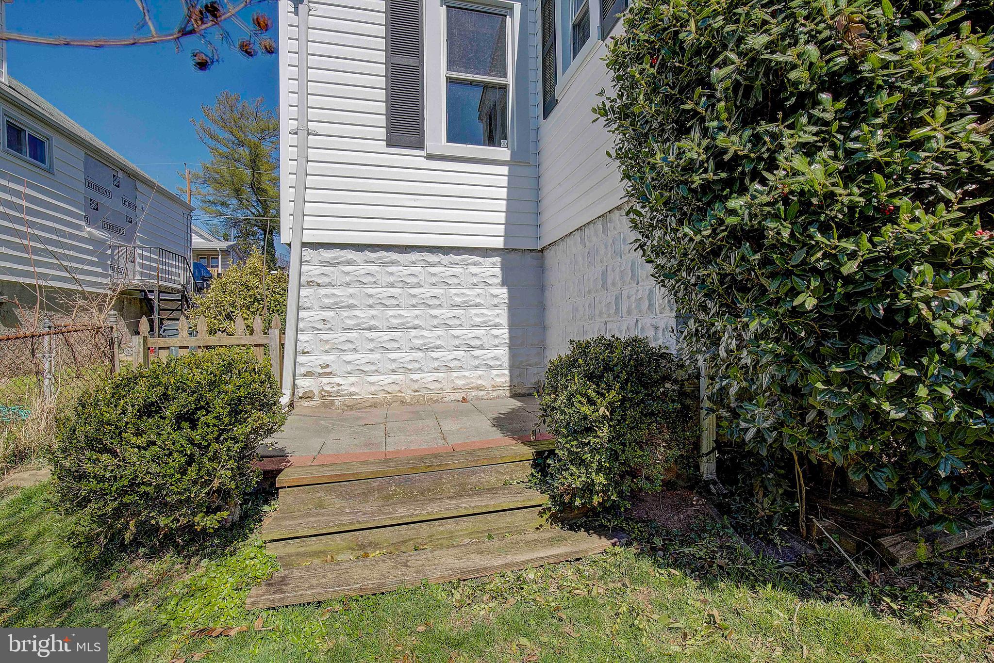 WINDSOR TERRACE - Residential