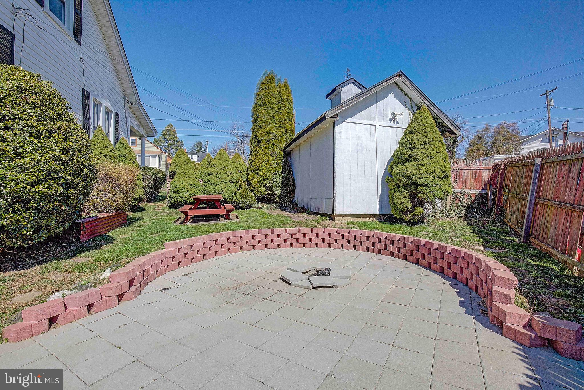 WINDSOR TERRACE - Residential