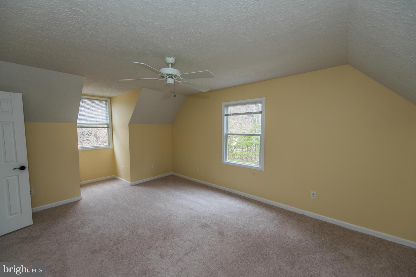 BEAVER DAM WOODS - Residential