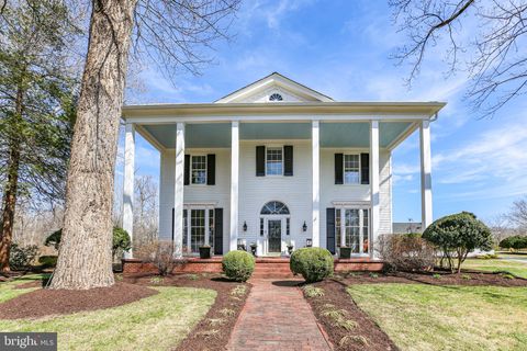 8065 MACEDONIA WOODFORD VA 22580