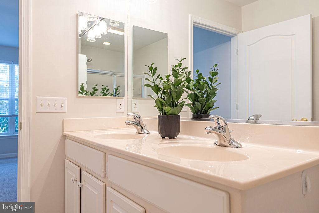 OCEAN PINES - THE PARKE - Residential