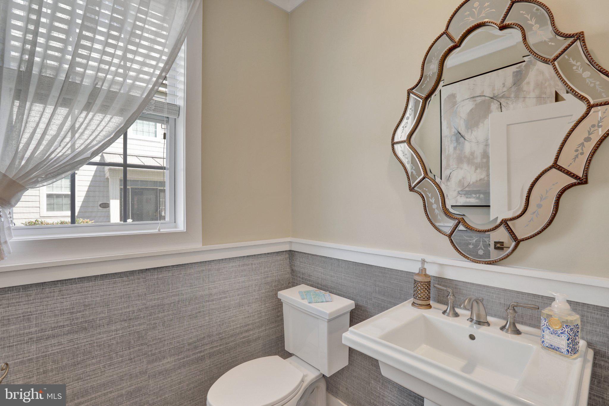 FENTONS CORNER - Residential